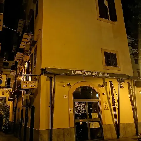 A Due Passi Appartament Casa de hóspedes Palermo