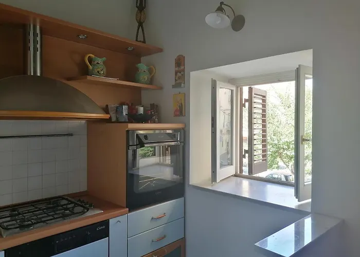 ゲストハウス A Due Passi Appartament パレルモ