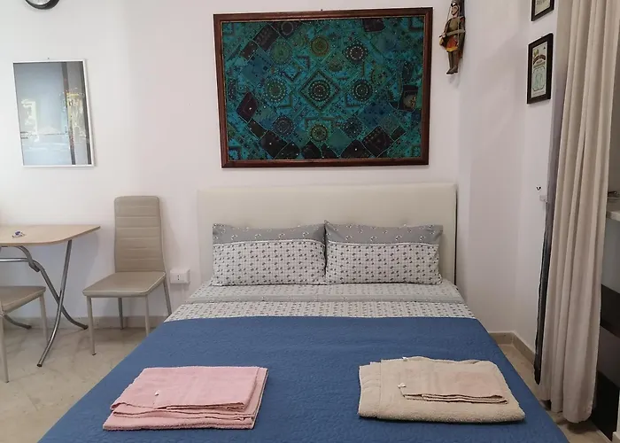 A Due Passi Appartament 3* パレルモ