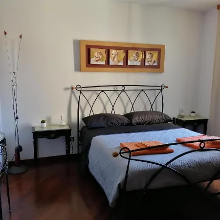 Pensjonat A Due Passi Appartament 3*